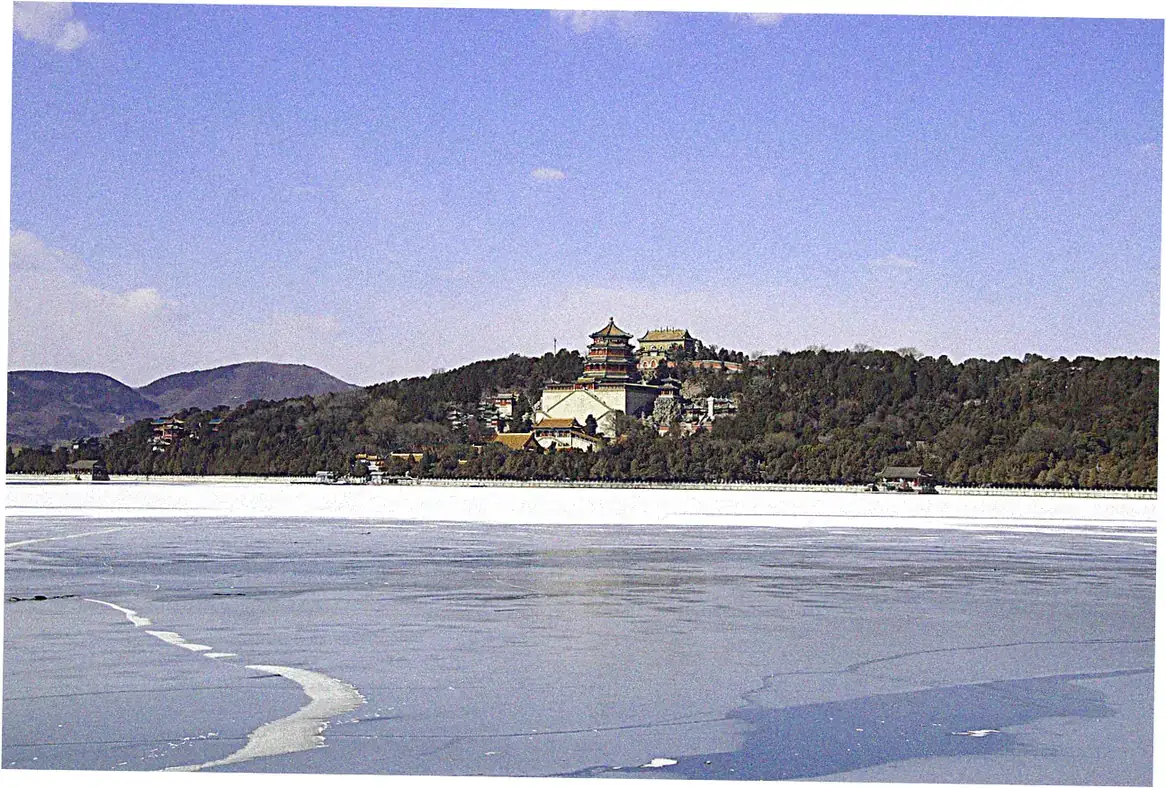Conservation challenges facing Qianlong Palace structures