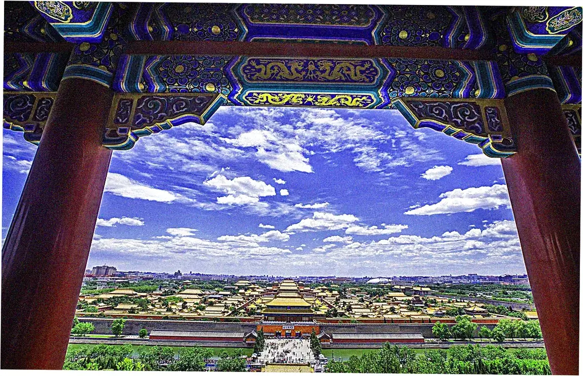 Navigating Jingshan Park entrance fees and hours