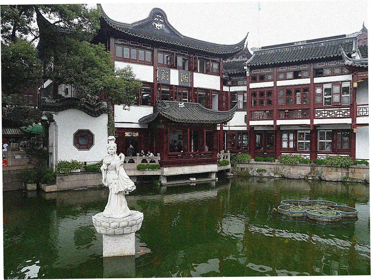 Renaissance Yu Garden Hotel accessibility features