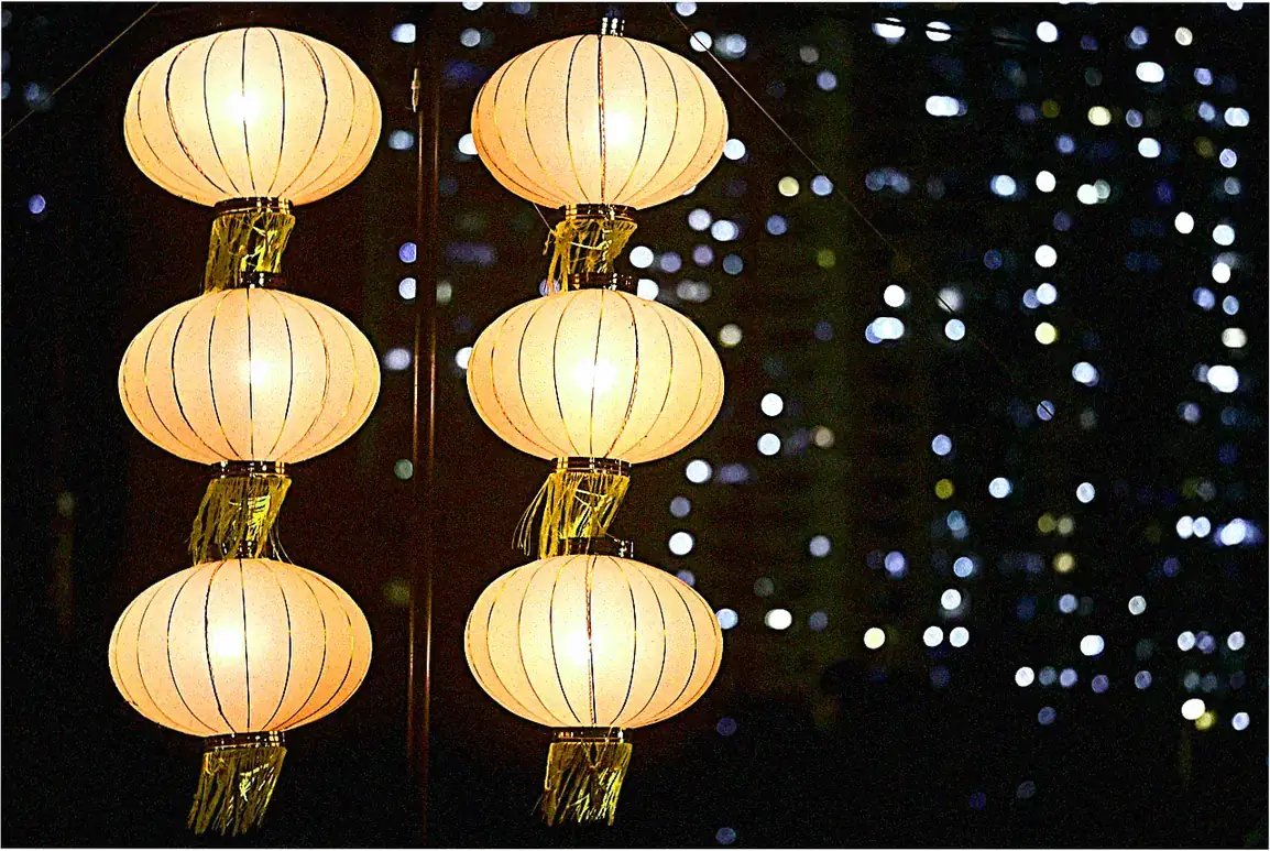 Chengdu Lantern Festival Experience