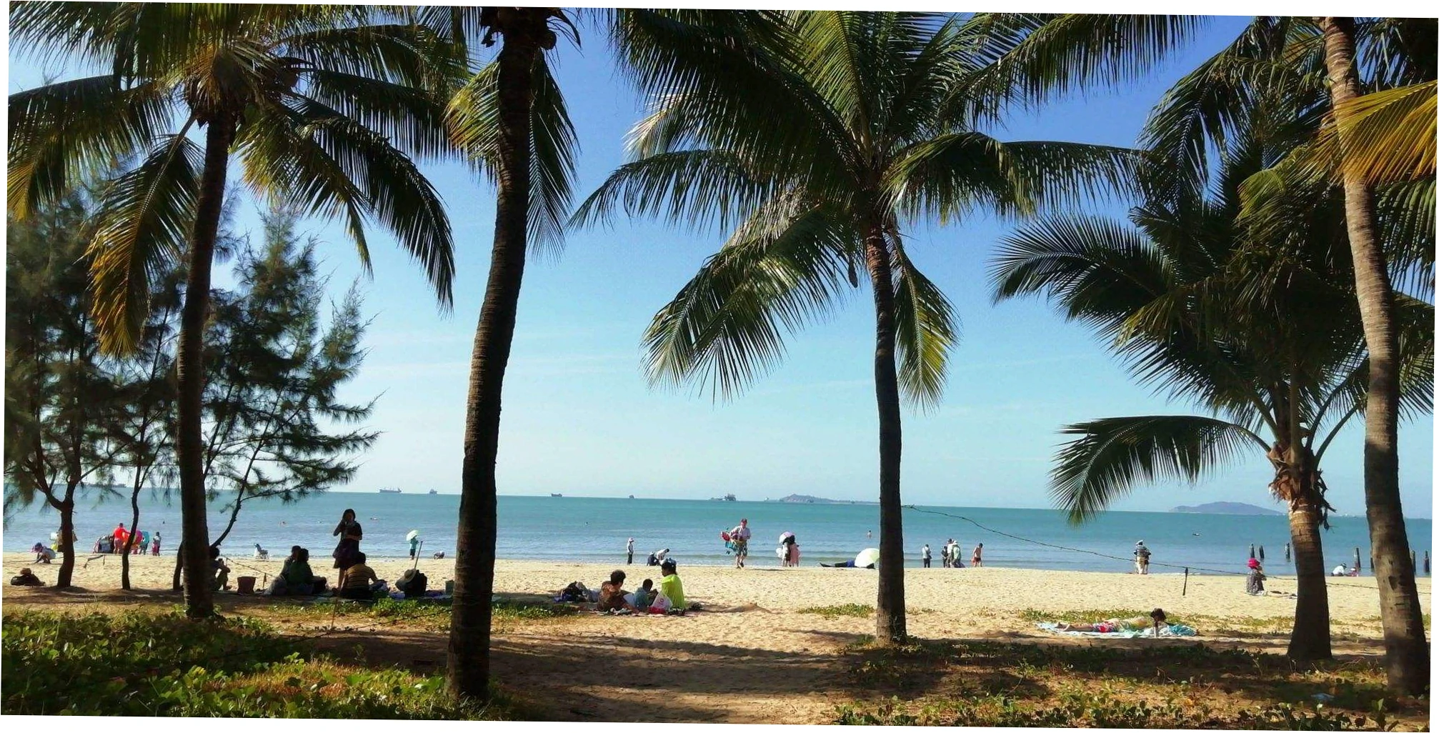 What exactly is Yalong Bay and why visit?