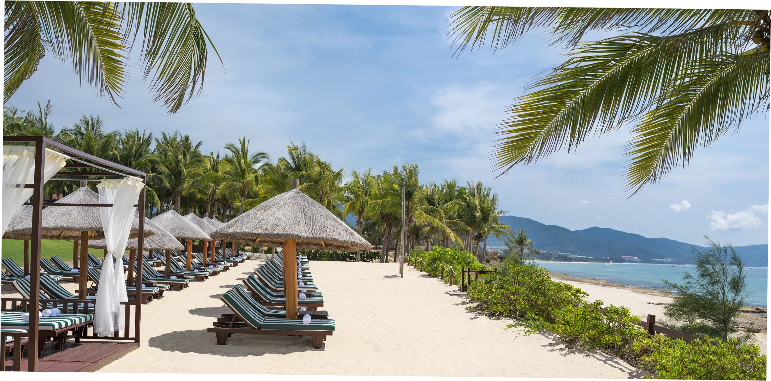 How to Compare Luhuitou with Other Sanya Attractions?